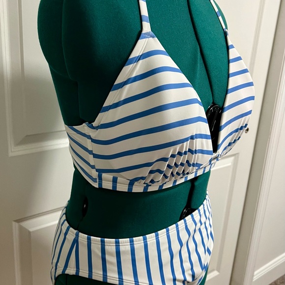 Blue/White Stripe Bikini w/Madras Plaid Cover Up & 2 sets Coordinated Earrings - Picture 7 of 11